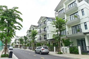 Thiết kế - Thi công sân vườn Vinhomes Thăng Long